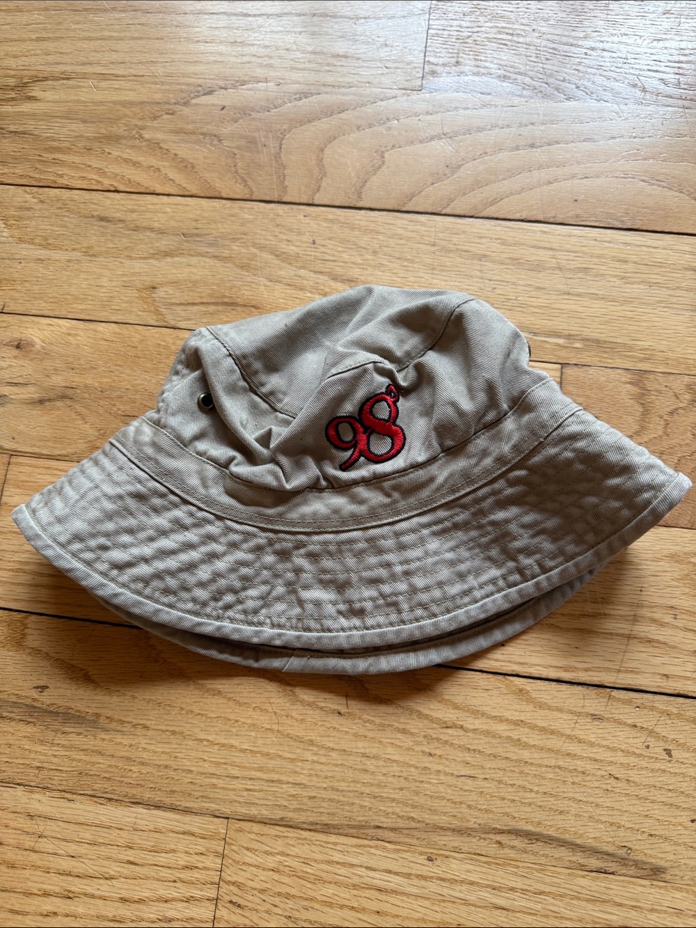 98 degrees Beige Bucket Hat with Red '98°’ Embroidery